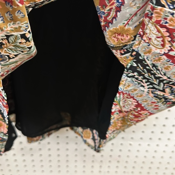 Vince Camuto multi color skirt - Picture 2 of 4